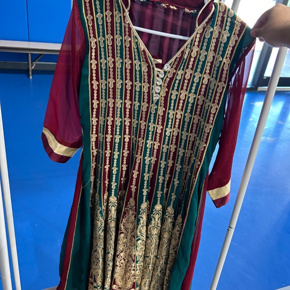 Indian Salwar Kameez - Picture 7 of 11